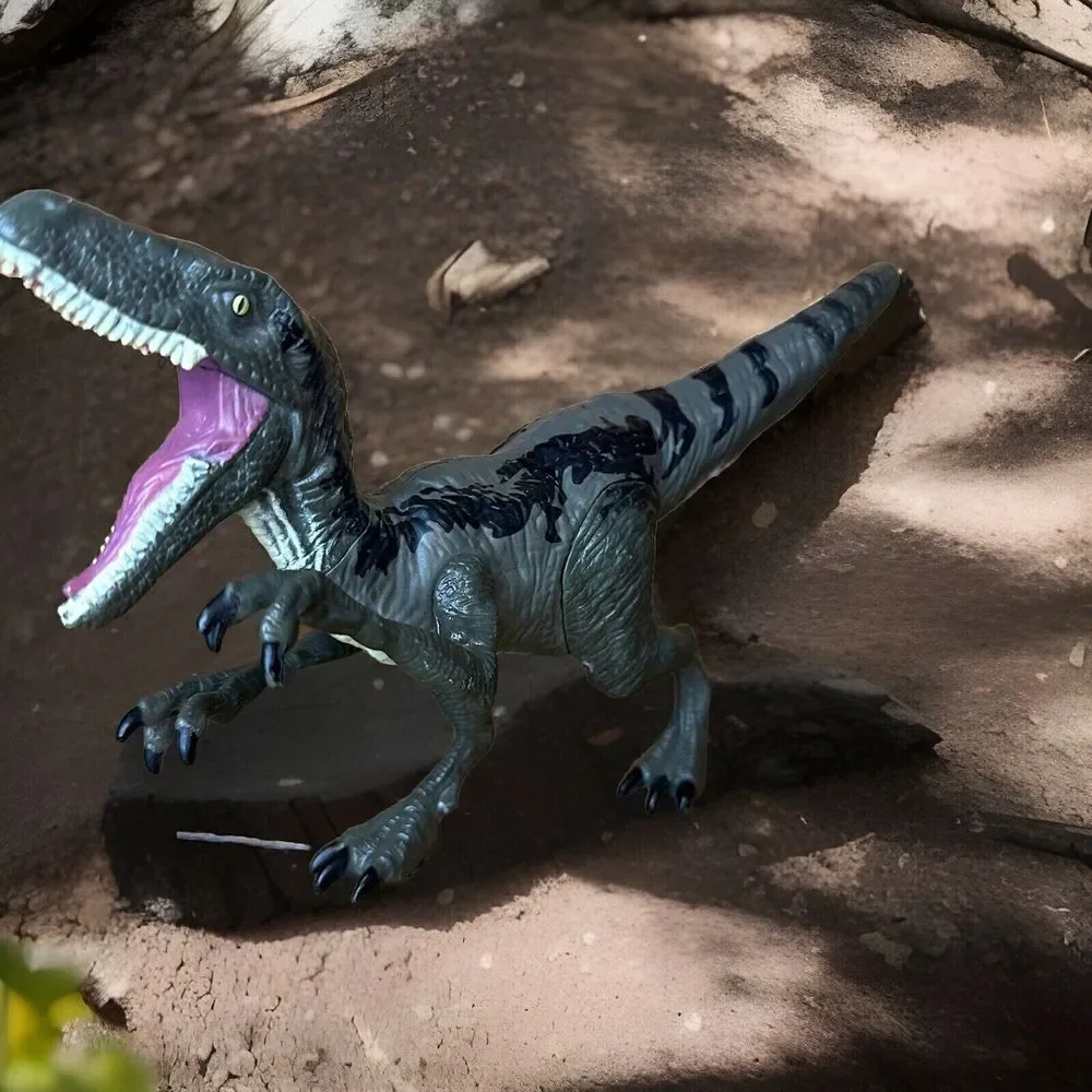 JURASSIC WORLD DINOSAURS LOT Of 2 Velociraptor TREX 7